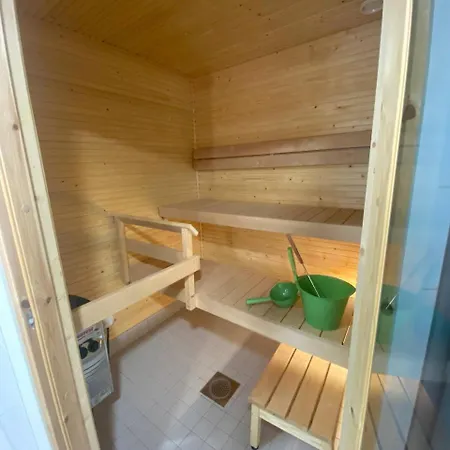 Modern 2 Bedroom Flat, Sauna 아파트 *