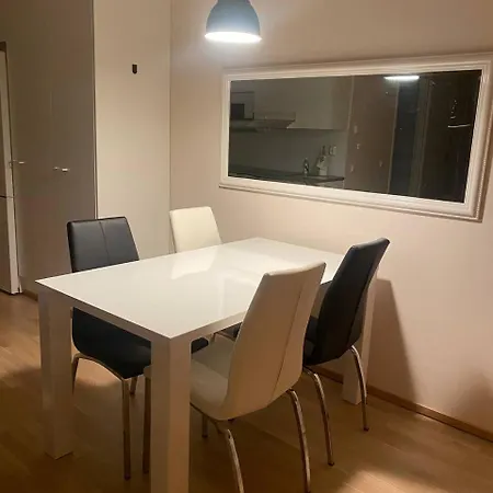 Huoneisto Modern 2 Bedroom Flat, Sauna Helsinki